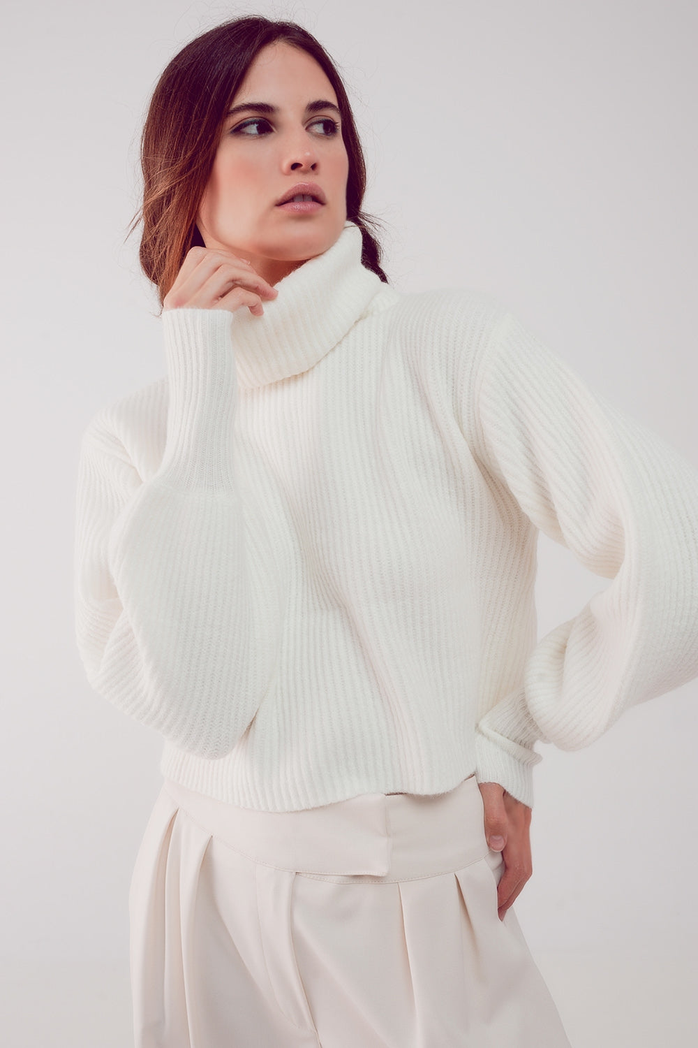 High Neck Jumper with Balloon Sleeves – Elegant Cream Knitwear